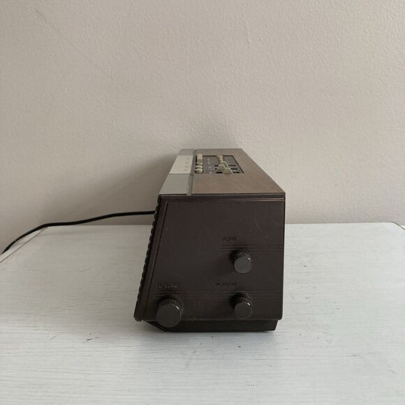 Vintage GE Clock Radio 1978 Am Fm Model No 7-4945A Dual Alarm TESTED - Picture 5 of 12